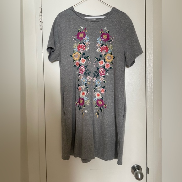 T-shirt Dress - Picture 3 of 4